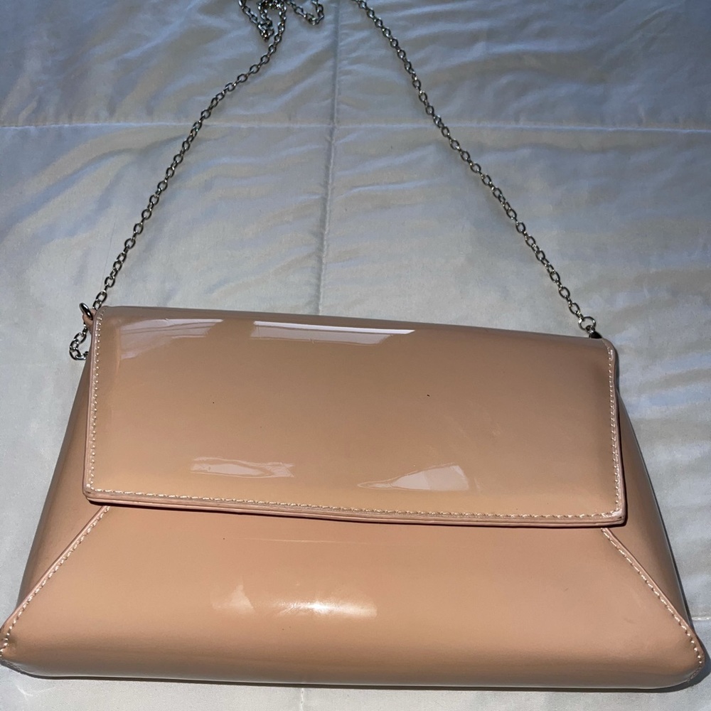Akira Label Envelope Patent Leather Clutch in Nude